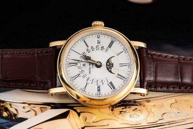 百達(dá)翡麗手表表把的保養(yǎng)方法