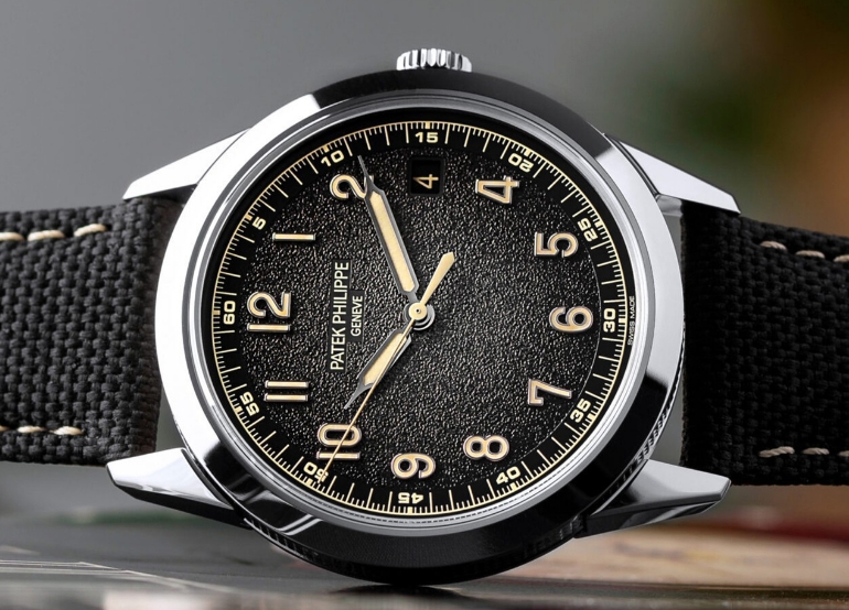 清洗百達(dá)翡麗手表表面時(shí)需要注意什么？